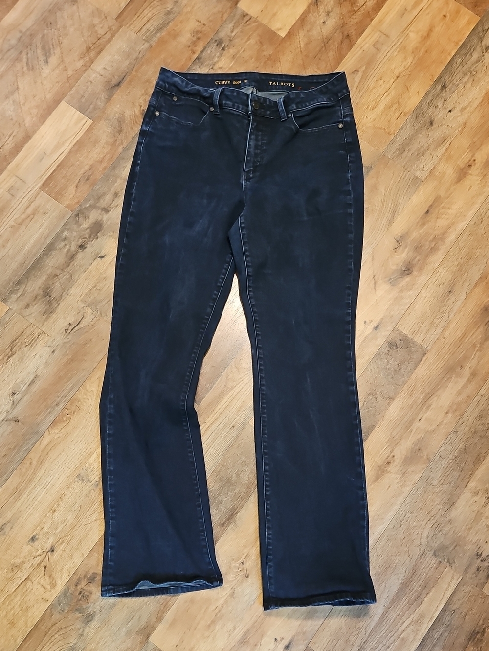 👖Talbots Curvy Fit Bootcut Jeans